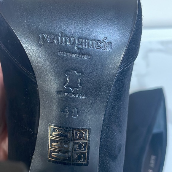 EUC Pedro Garcia Black Suede Open Toe Pumps EU 40 US 9-9.5 - Picture 6 of 12